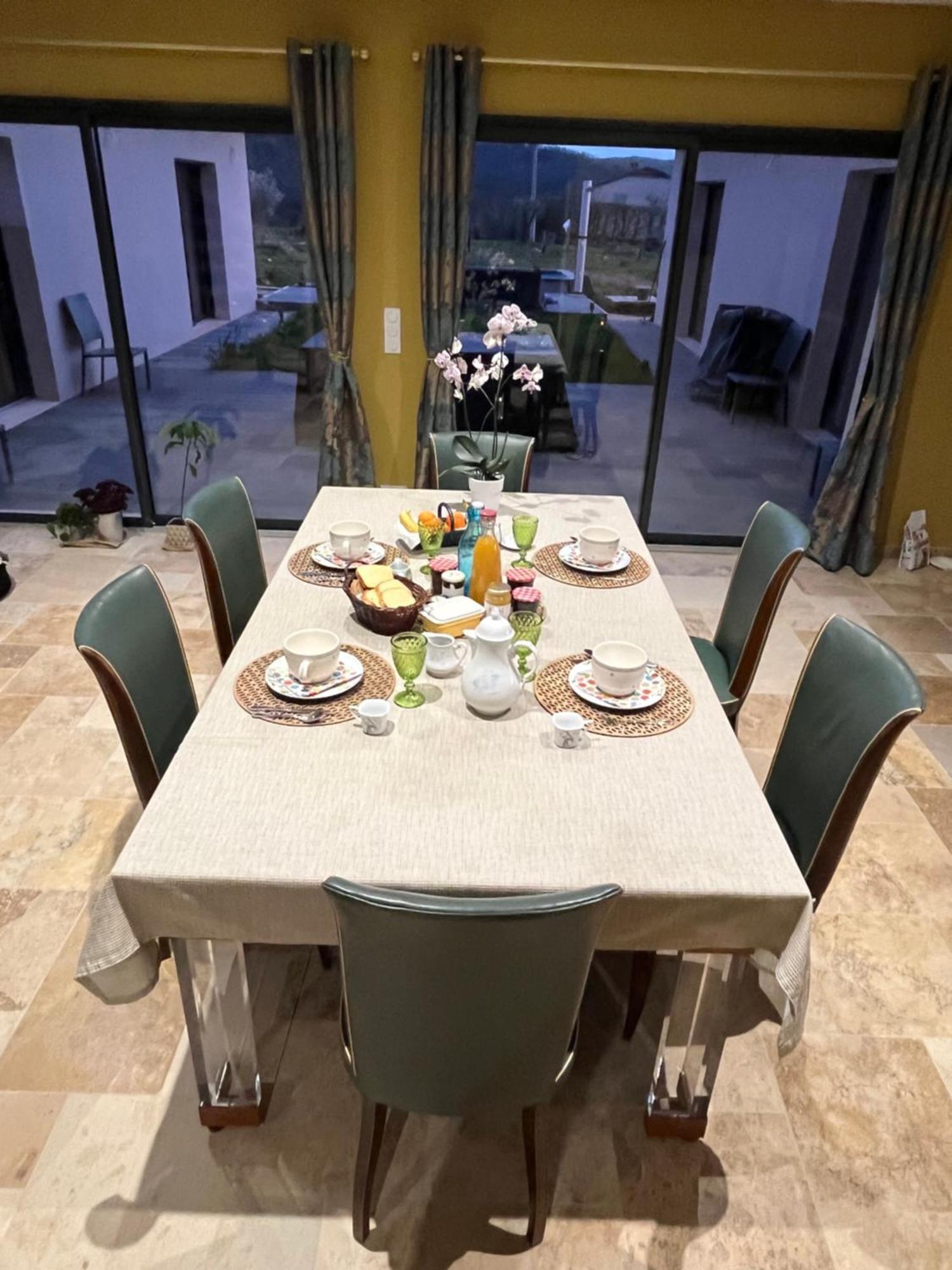 Aux Oliviers D'Artur Otel Tour-de-Faure Dış mekan fotoğraf