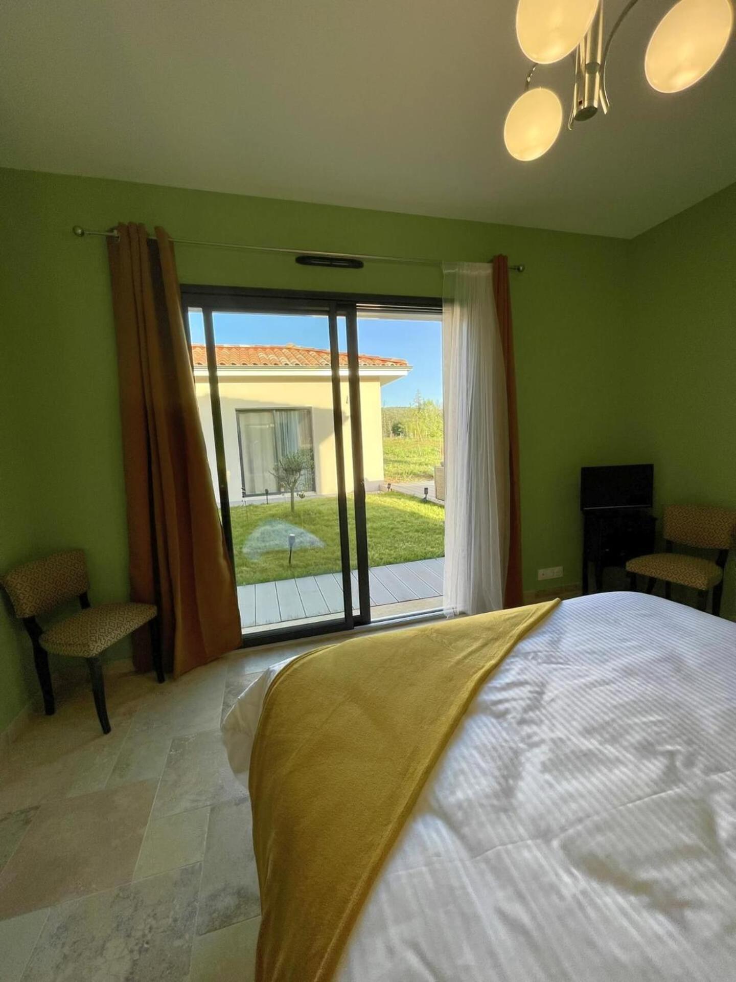 Aux Oliviers D'Artur Otel Tour-de-Faure Dış mekan fotoğraf